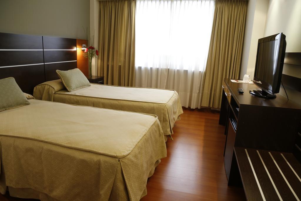 Hotel Corregidor La Plata Buitenkant foto