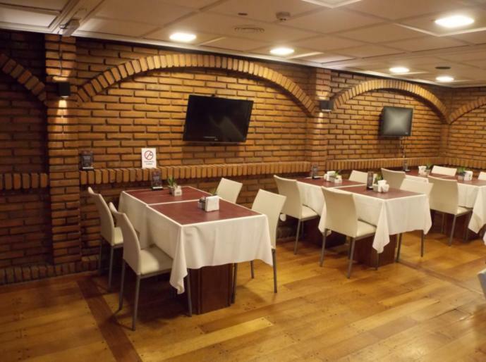 Hotel Corregidor La Plata Buitenkant foto