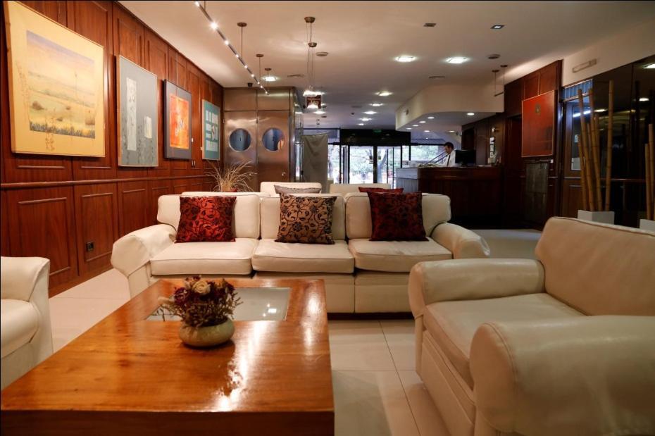 Hotel Corregidor La Plata Buitenkant foto